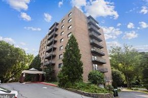 575 Thayer Ave, Silver Spring MD  20910-5362 exterior