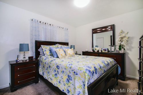 2833 Highgate Ave, Wyoming MI 49509-2957 exterior