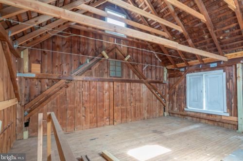 126 Fowler Ave, Tavistock NJ 08033-1336 exterior