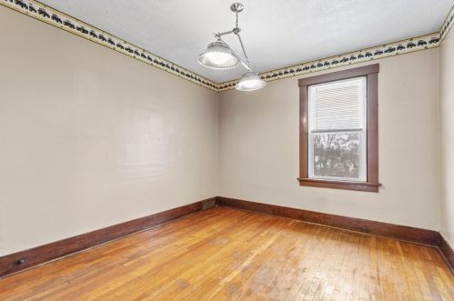 10 Amherst Ave, Pittsburgh PA 15229-1536 exterior