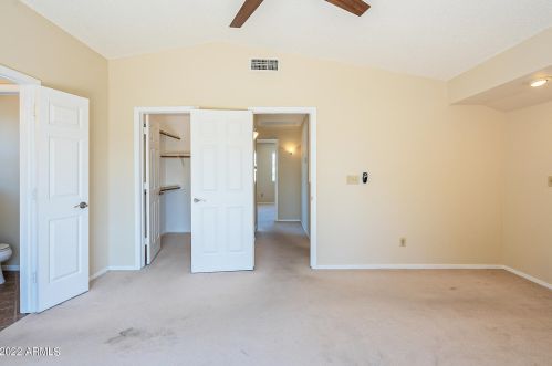 12226 45th St, Phoenix AZ 85050-8561 exterior