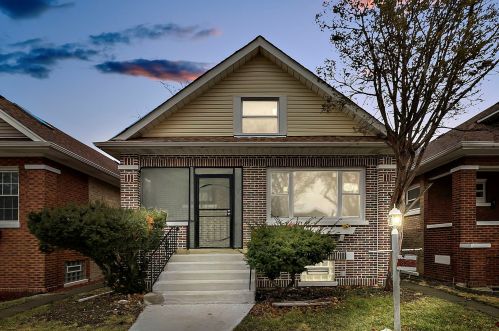 8943 Elizabeth St, Chicago IL  60620-3418 exterior