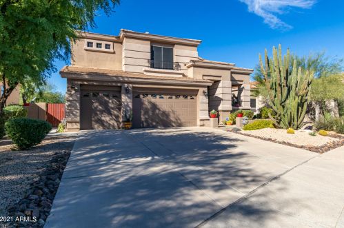 23002 52nd St, Phoenix AZ 85018-4402 exterior