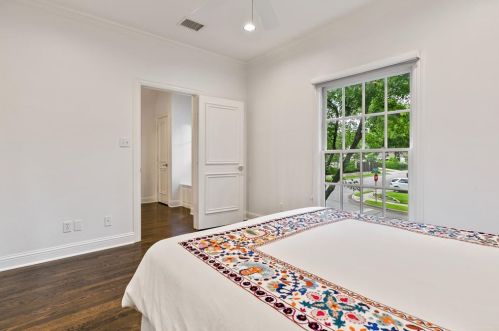 2853 Fondren Dr, Dallas TX 75205-1911 exterior