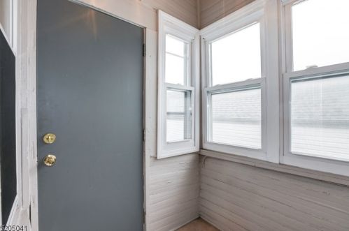 170 Oliver St, Newark NJ 07105-2007 exterior