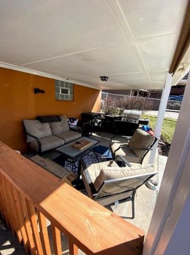 4306 Mckee Dr, Pittsburgh, PA 15236-1730