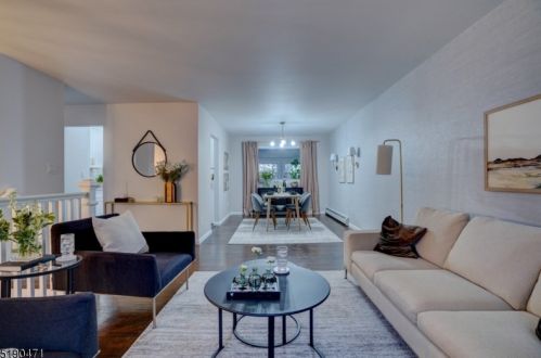 15 Normandy Cir, Hopatcong NJ  07843-1840 exterior