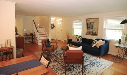 2 Ridge Dr, Berkeley Heights NJ  07922-2110 exterior