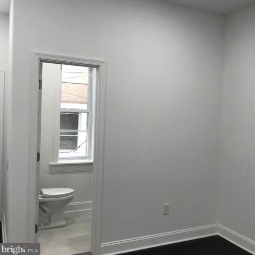 423 15th St, Philadelphia PA  19146-1637 exterior