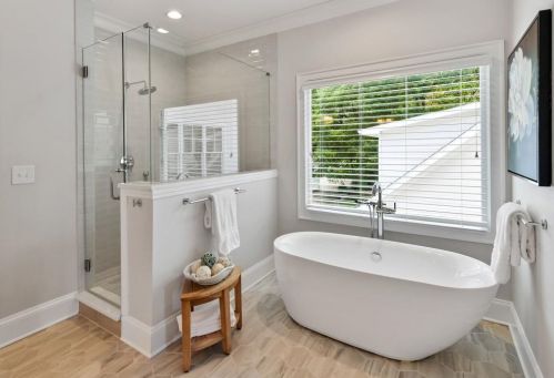 2517 Ellijay Dr, Atlanta GA  30319-3472 exterior