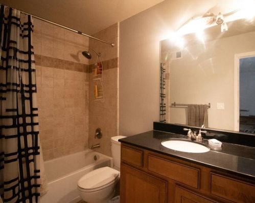 1361 Br Dr, Tucker GA 30084-1277 exterior