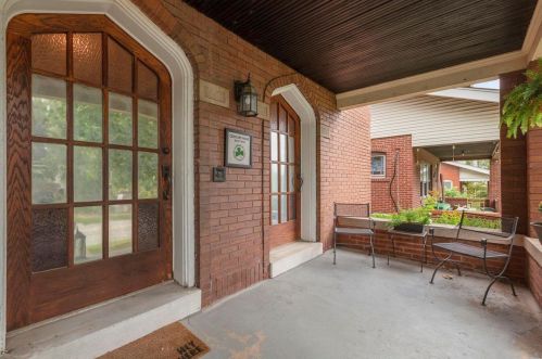 1912 Mccausland Ave, Saint Louis MO 63117-1906 exterior