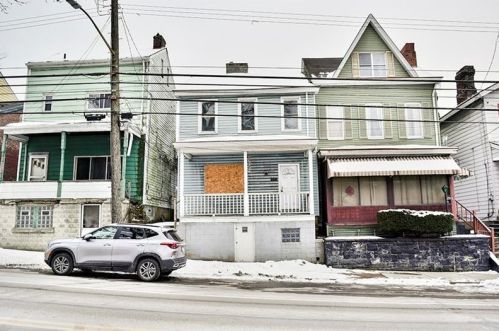 2711 Brighton Rd, Pittsburgh, PA 15212-2605