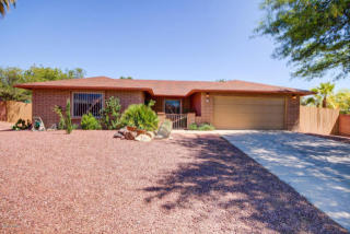 8640 Maple Leaf Pl, Tucson, AZ 85710-7244