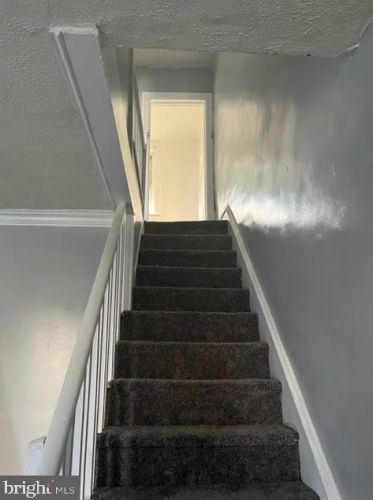 227 10th St, Darby, PA 19023-1706