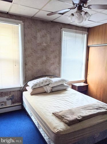 1909 3 St, Philadelphia PA 19122-0022 exterior