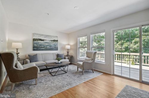 10417 Heathside Way, Rockville MD 20854-6344 exterior