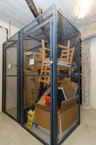 1075 Roosevelt Rd, Chicago IL 60608-1665 exterior