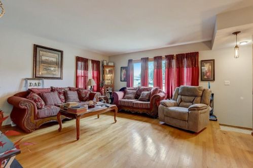 9600 Morgan Ave, Milwaukee WI  53228-1427 exterior