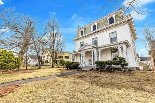 31 Merrimack St, Concord NH  03301-4180 exterior