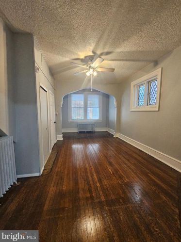 5216 Carlisle St, Philadelphia, PA 19141-1608