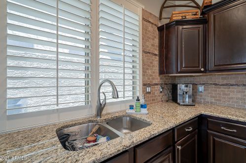 16814 1st Dr, Phoenix AZ 85021-5670 exterior