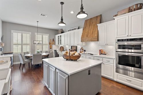 917 Biscayne, Austin, TX 78734-4424