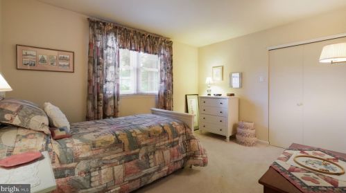 1165 Wood Ln, Warminster PA 18974-2645 exterior