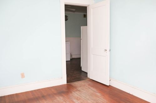 74 Hilton St, Chicopee MA 01020-3552 exterior