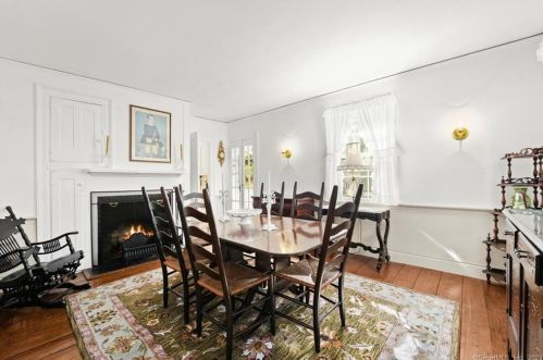 206 Norwalk Rd, Norwalk CT 06850-4316 exterior