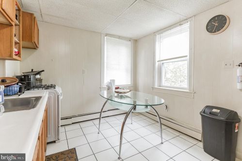 309 10 St, Darby PA 19023-1707 exterior