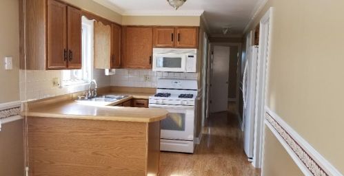 5853 59th St, Chicago IL  60638-3627 exterior