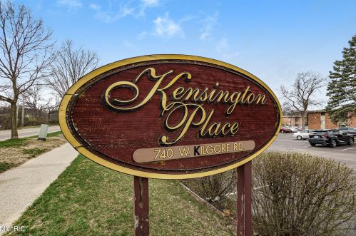 756 Kilgore Rd, Kalamazoo MI  49008-3635 exterior