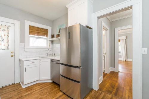 1831 Lyle Ave, Atlanta GA  30337-1204 exterior