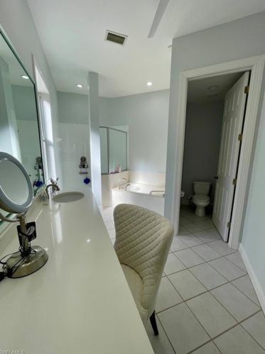 516 Eagle Crk Dr, Naples FL 34113-8015 exterior