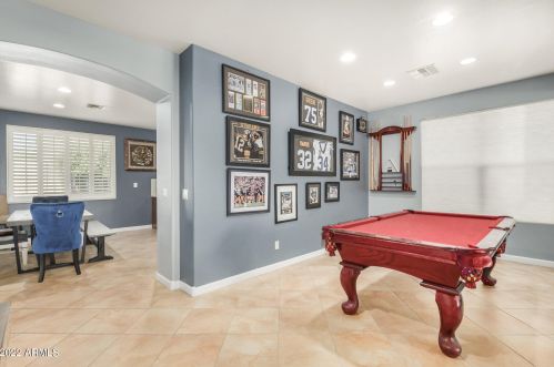 2122 Apache Rain Rd, Phoenix AZ  85085-5084 exterior