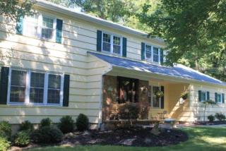 129 Edgewood Dr, Bridgewater, NJ 08807-2117