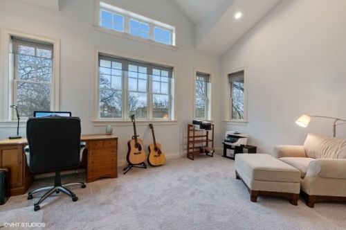 4612 Wolcott Ave, Chicago IL 60660-2316 exterior