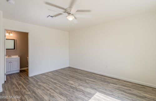 250 Ohio St, Tucson AZ  85714-2944 exterior