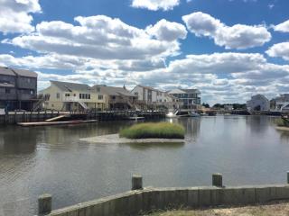 62 Kentucky Dr, Tuckerton NJ  08087-1035 exterior