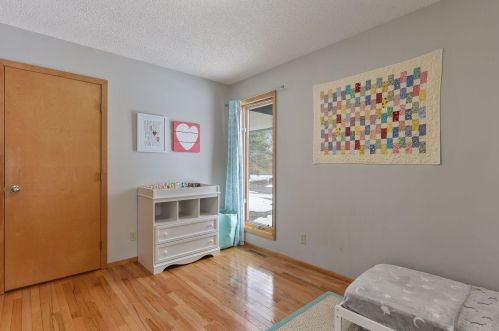 1735 Perkins Ln, Maple Plain MN 55359 exterior