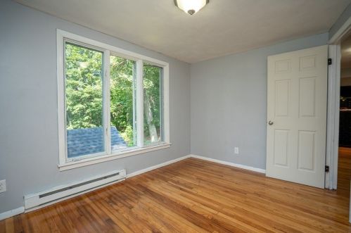 391 Massachusetts Ave, West Springfield MA 01089-2412 exterior