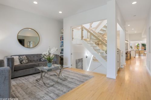 2125 Clifton Ave, Chicago IL  60614-4115 exterior