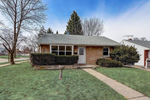 3379 57, Milwaukee WI 53218-4217 exterior