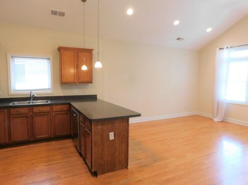 11148 Kedzie Ave, Chicago IL 60629-3532 exterior