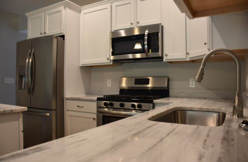 17 Callaway Dr, Concord NH  03301-4686 exterior