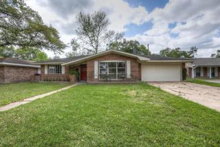 9519 Carousel Ln, Houston TX  77080-5354 exterior