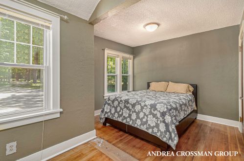 3147 Scenic Dr, Meskegon MI  49445-9609 exterior