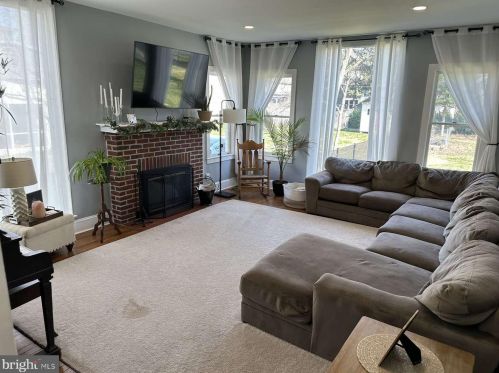 115 Atlantic Ave, Tavistock NJ 08033-3334 exterior