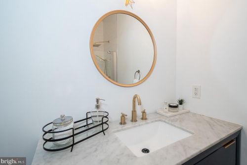 902 29 St, Philadelphia PA 19132-3020 exterior